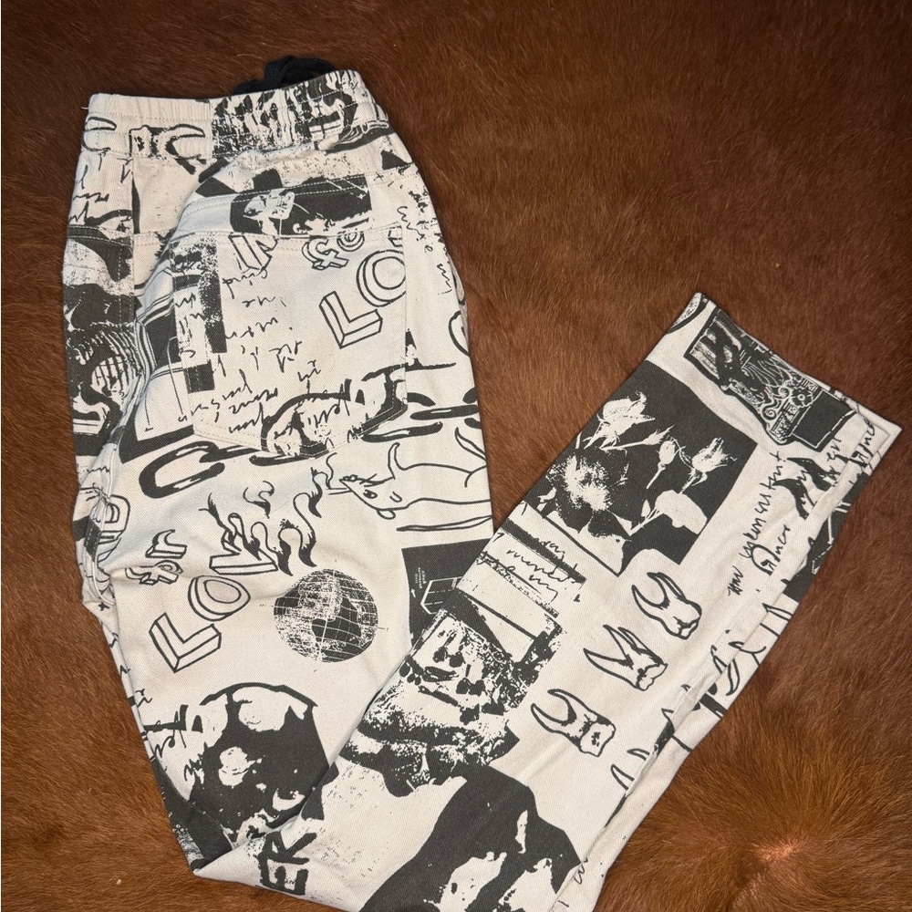 Urban Outfitters Black and Cream Graphic Joggers